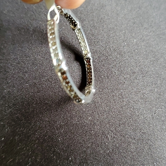 Diamond X and O Earrings Platinum Plated Red and White - Picture 6 of 8